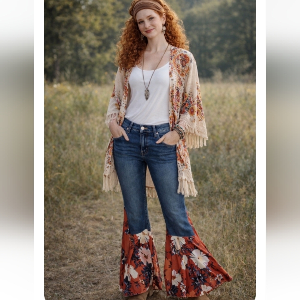Versona Boho Flare Jeans | Size 27 | Floral Bell Bottom | Stretch Denim